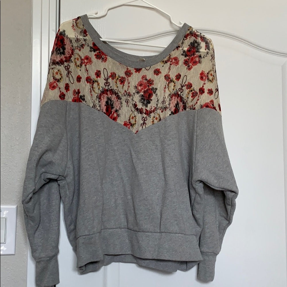 Free people sweatshirt